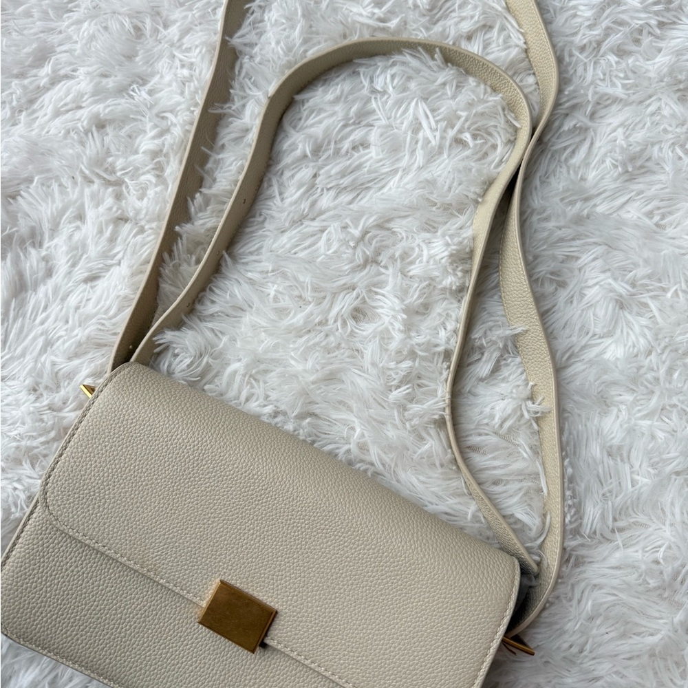 The Curated Classic Bag in Cream like new - Picture 8 of 8